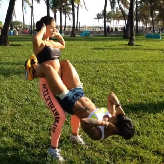 20 Partner Exercises from the Fittest Couples on Instagram