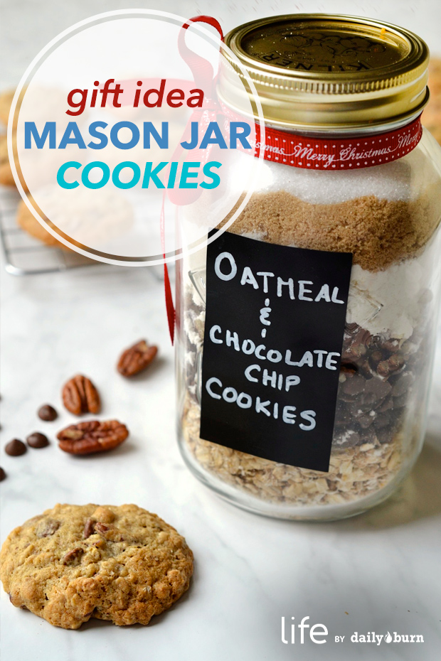 Oatmeal Chocolate Chip Mason Jar Cookies Recipe